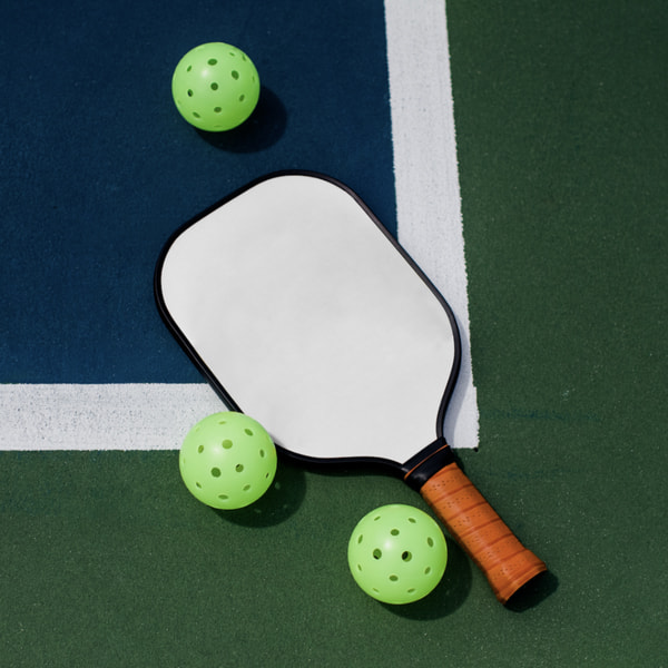 Bóng pickleball ngoài trời kích thước lỗ nhỏ hơn