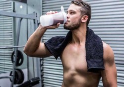 Không tập Gym có nên uống Whey? Khi sử dụng Whey lưu ý gì ?