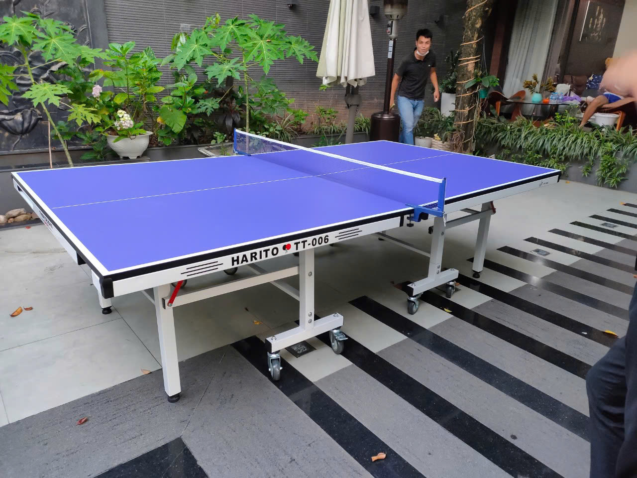 Lắp đặt bàn bóng bàn Harito TT-006 tại biệt thự nhà vườn