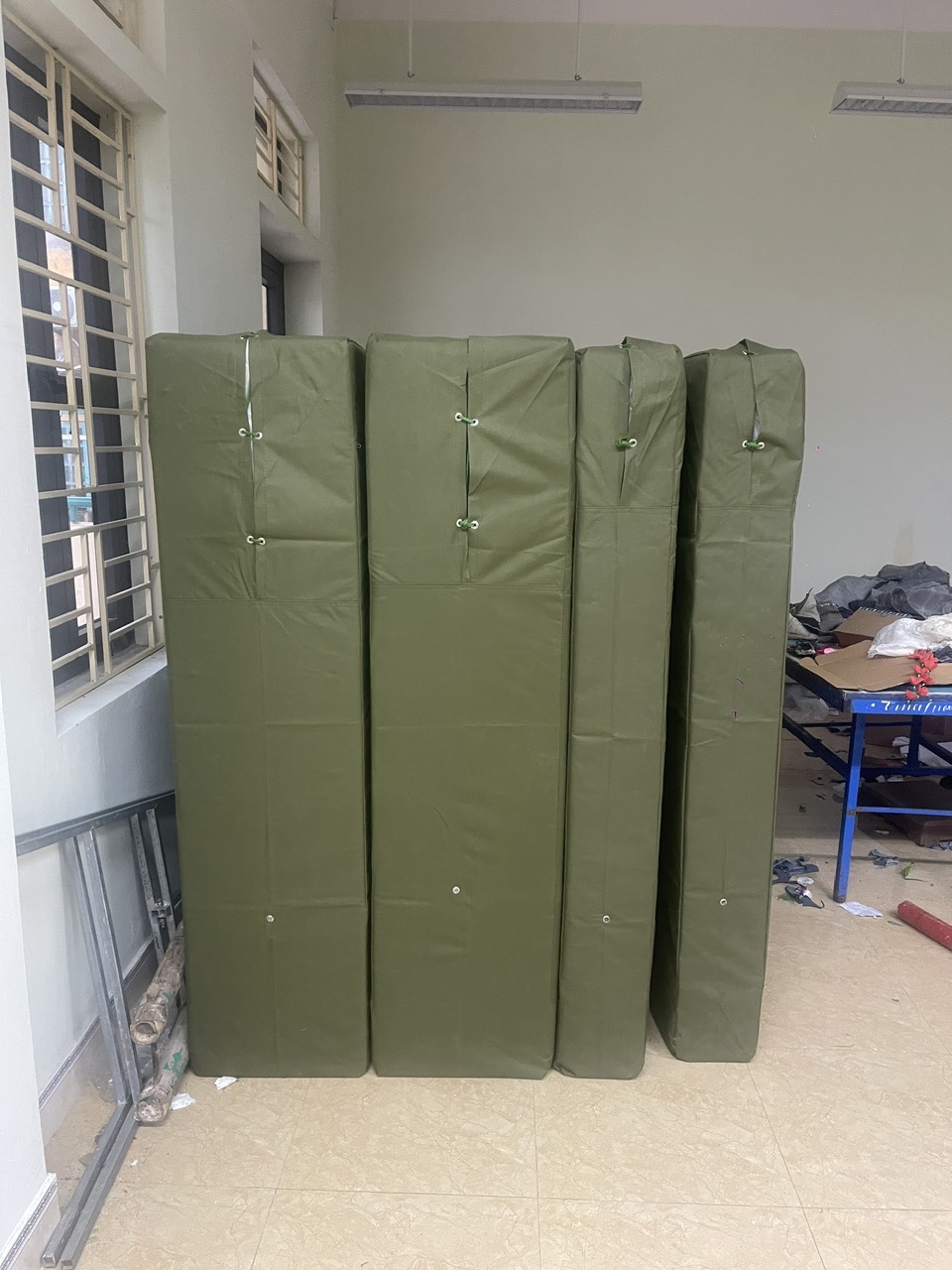 Nệm nhảy cao 6 đệm thể thao được làm bằng mút cao su nguyên khối bền chắc