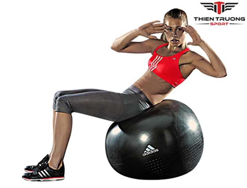 Bóng tập Yoga Adidas ADBL 12247 khi sử dụng