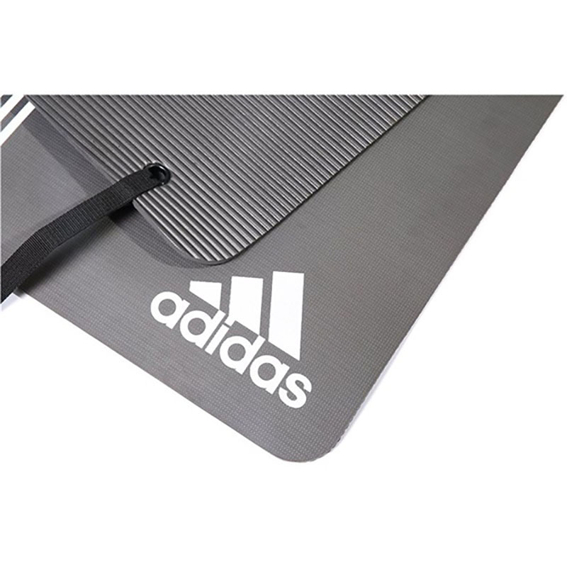Thảm Tập Yoga Adidas ADMT-12236WH 4 Thảm tập Yoga Adidas ADMT-12236WH chính hãng được làm từ chất liệu cao su NBR, dày 8 ly và có độ bám cao