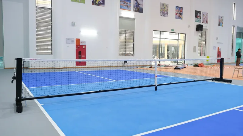 Trụ pickleball có được làm từ thép hộp đầm chắc