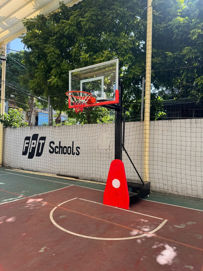 Trụ bóng rổ S030 nhập khẩu 13 Hình ảnh Trụ bóng rổ S030 nhập khẩu