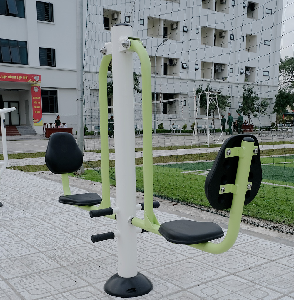 Thiết bị thể thao ngoài trời có diện tích lắp đặt tiêu chuẩn 2.5m x 1.2m