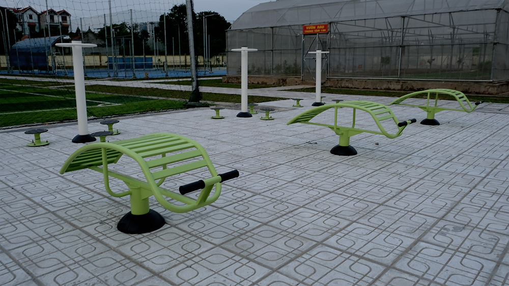 Thiet bi tap lung bung ngoai troi TT013 4