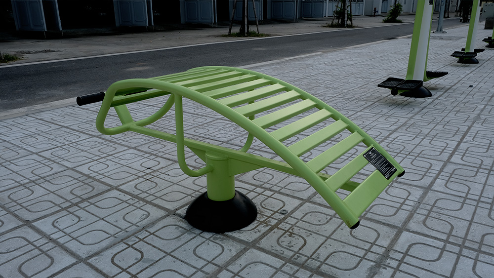 Thiet bi tap lung bung ngoai troi TT013 5