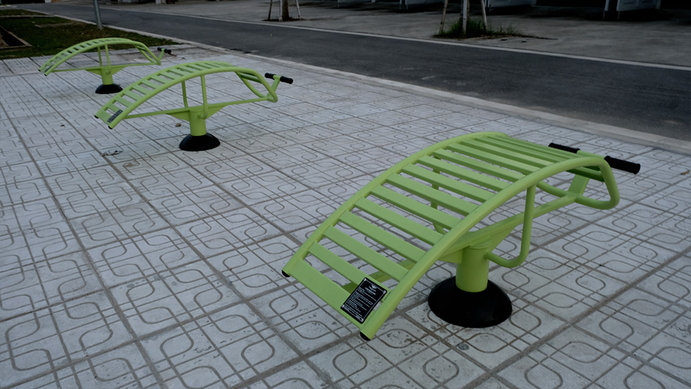 Thiet bi tap lung bung ngoai troi TT013 6