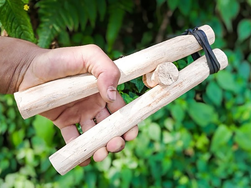 Cách làm kìm bóp tay tại nhà | Mua kìm bóp tay ở đâu? 3 Cách làm kìm bóp tay gỗ tại nhà
