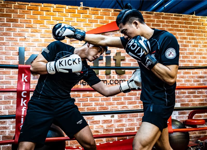 4 cú đấm bị cấm trong Boxing nhất định phải tránh 2 Cú đấm thận bị cấm trong boxing
