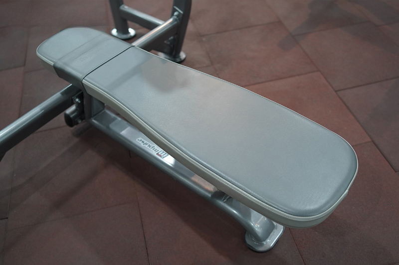 Đệm ghế được bọc da cao cấp êm ái 