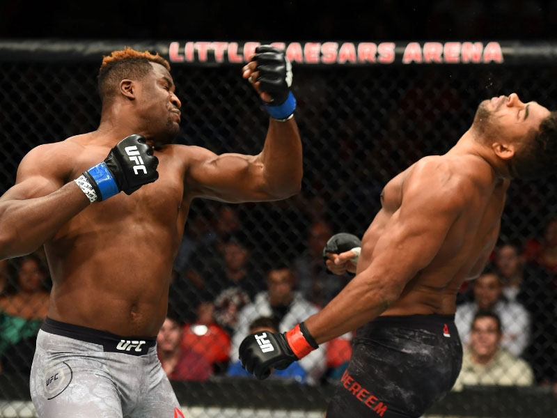 Lực đấm mạnh nhất thế giới hiện nay là bao nhiêu? 2 Cú đấm của võ sĩ Francis Ngannou có sức hủy diệt khủng