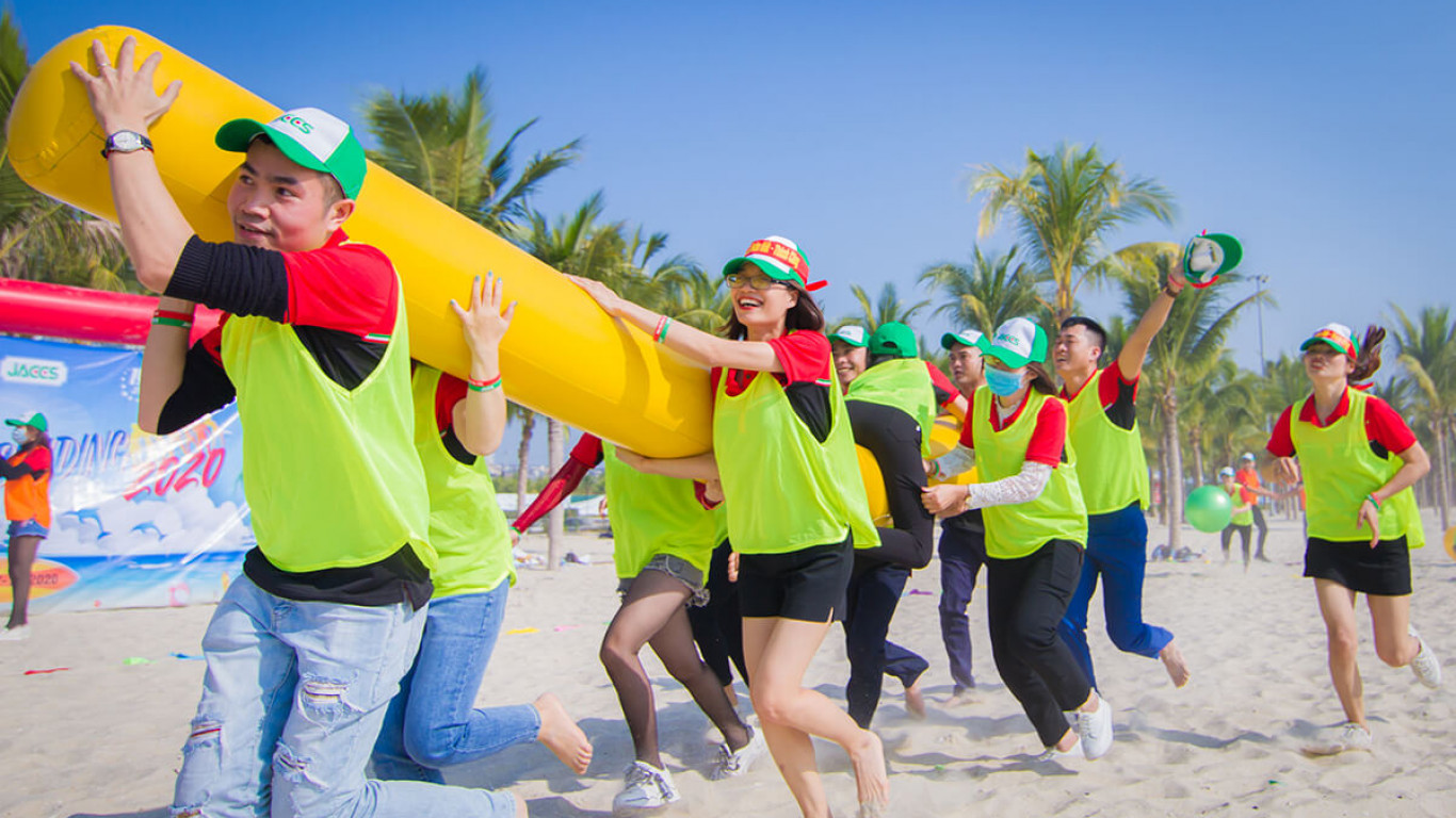 Áo Pitch bóng đá là gì? Nên mua áo pitch thể thao nào? 3 Áo pitch được dùng để phân biệt đội hình chính và đội hình dự bị trong thi đấu hoặc huấn luyện thể dục
