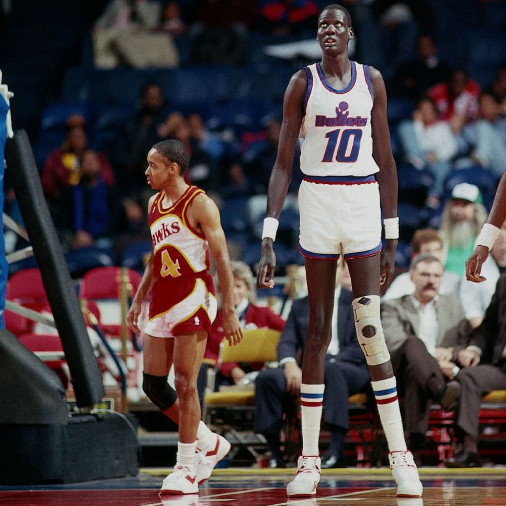 Manute Bol (2m3)