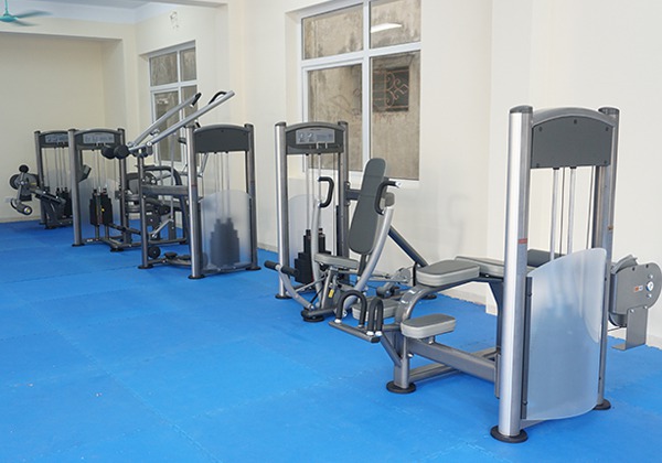 Máy tập gym
