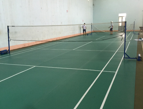 Thi công sân cầu lông