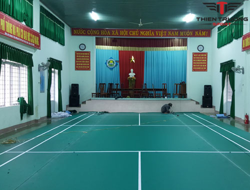 Thi công sân cầu lông tại Trường PTDT Nội trú huyện MDrăk ! 5 Sân cầu lông tại Trường PTDT nội trú huyện MDrăk hoàn chỉnh