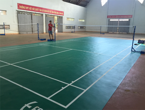 Thi công sân cầu lông