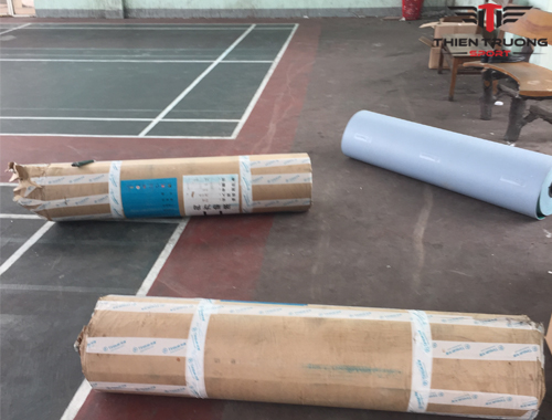 Thảm dùng để thi công sân cầu lông