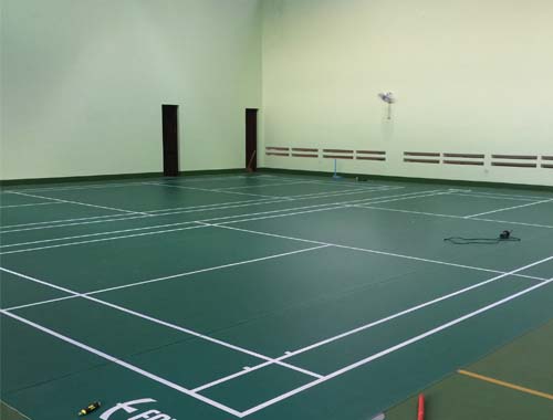 Thi công sân cầu lông