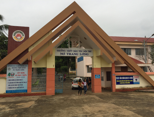 Trường THPT Dân Tộc Nội Trú Nơ Trang Lơng