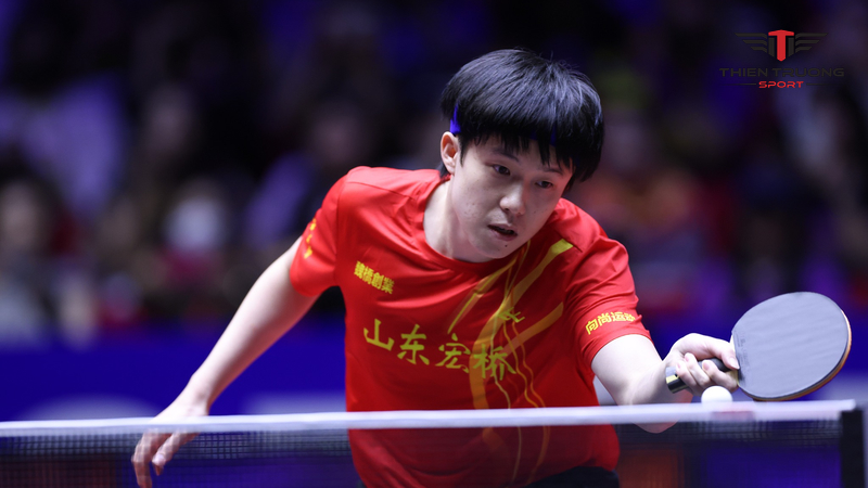 Wang Chuqin vô địch giải bóng bàn thế giới 2025 1 Wang Chuqin vô địch bóng bàn thế giới 2025 bằng tay trái