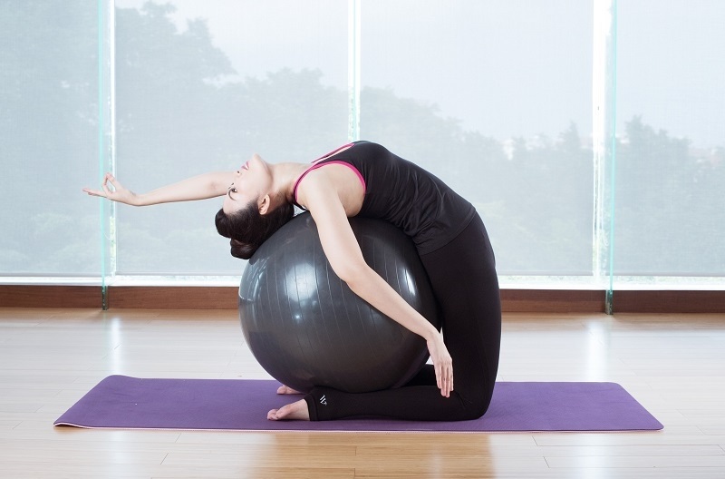 Yoga Ball là gì? Các bài tập với Yoga Ball giúp giảm mỡ bụng 3 Yoga Ball