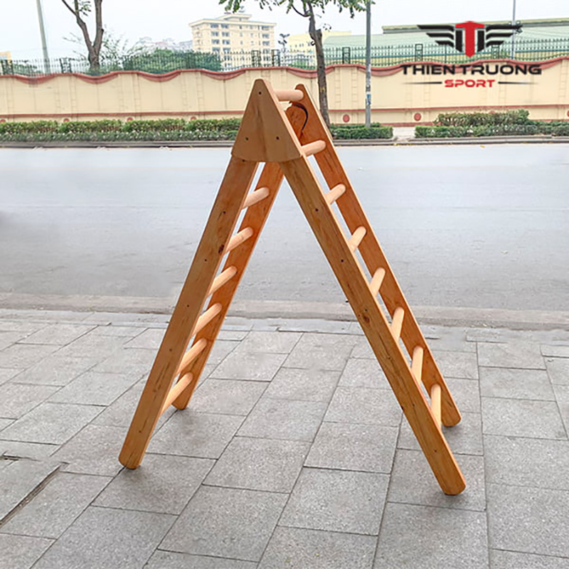 Thang hình chữ A 4 Ảnh thực tế thang gỗ chữ A