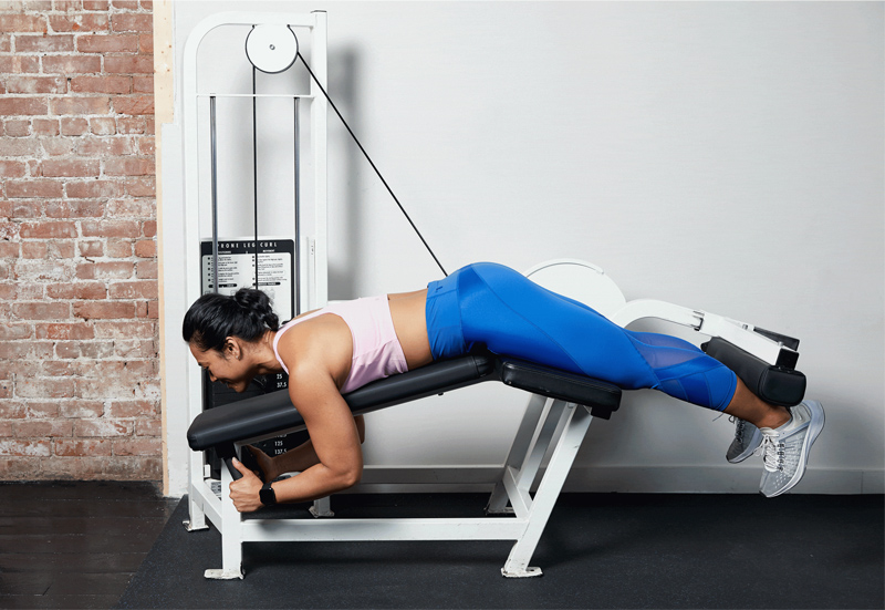 Bài tập Cable Leg Curl