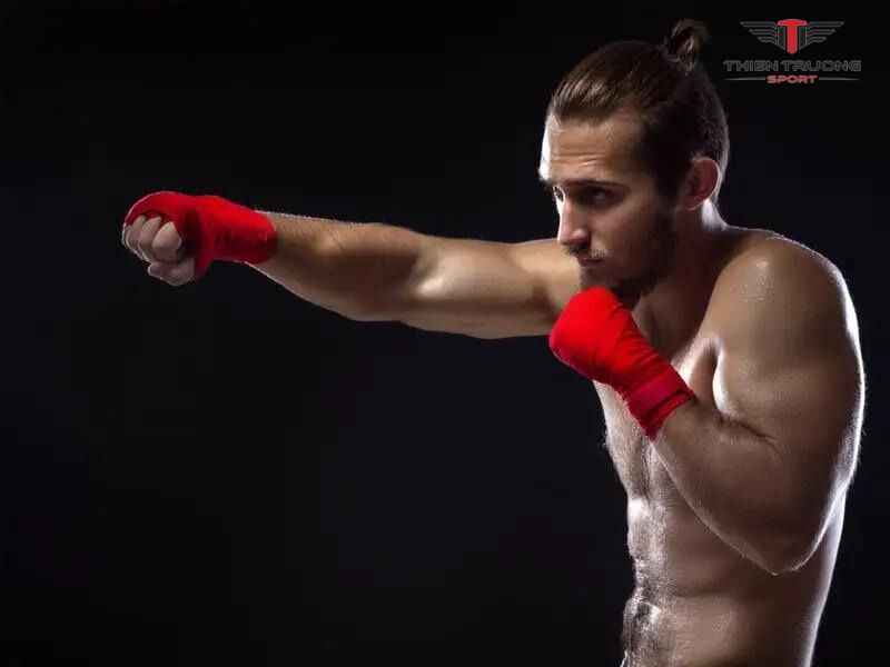 Hướng dẫn bài tập kickboxing tại nhà đơn giản, hiệu quả 1 Bài tập Jab-Cross Combo