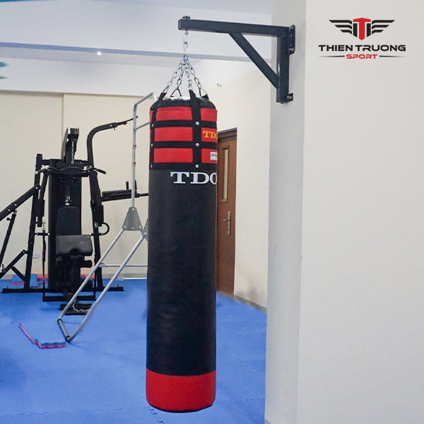 Giá treo bao cát gắn tường