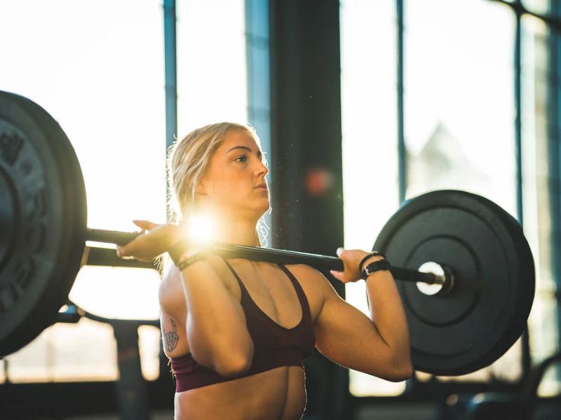Barbell Shoulder Press là gì? Cách tập để đạt kết quả tốt Nhất 3 Barbell Shoulder Press