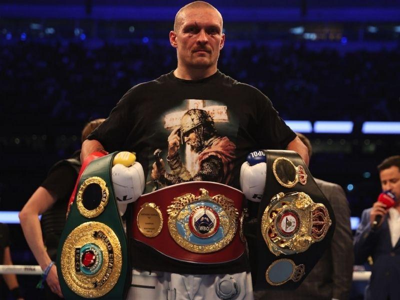 Các đai vô địch boxing thế giới hạng nặng đang thuộc về ai?