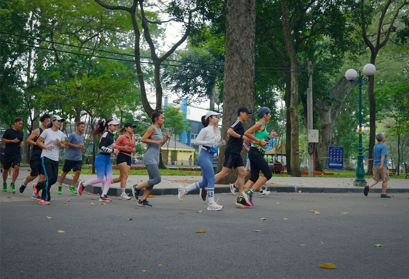 Chạy bộ tại công viên Tao Đàn