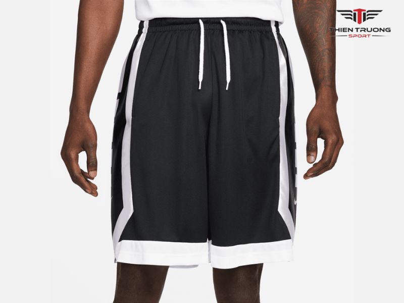 Chơi bóng rổ nên mặc gì? 5 loại trang phục bóng rổ cần thiết 3 Quần shorts