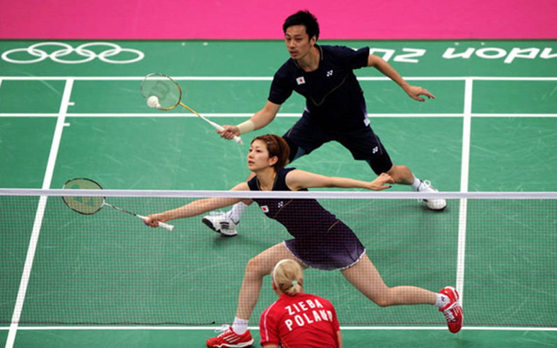 Đánh cầu lông có tăng cân không? Cần phải lưu ý gì khi chơi?