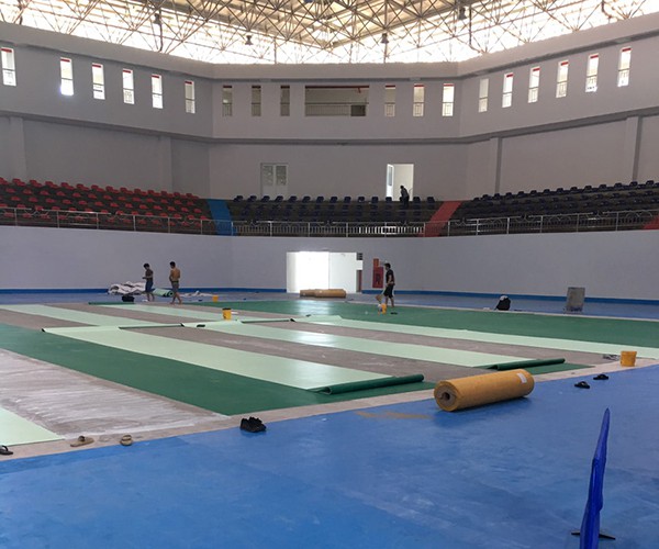 Lắp đặt thiết bị cho nhà thi đấu