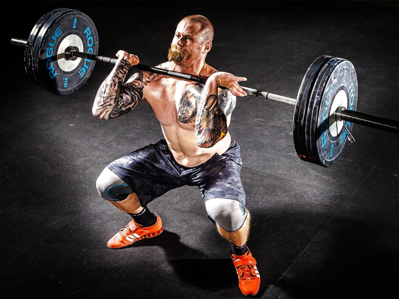 Front Squat là gì? Cách tập Front Squat đúng, hiệu quả tốt nhất 2 bài tập Front Squat