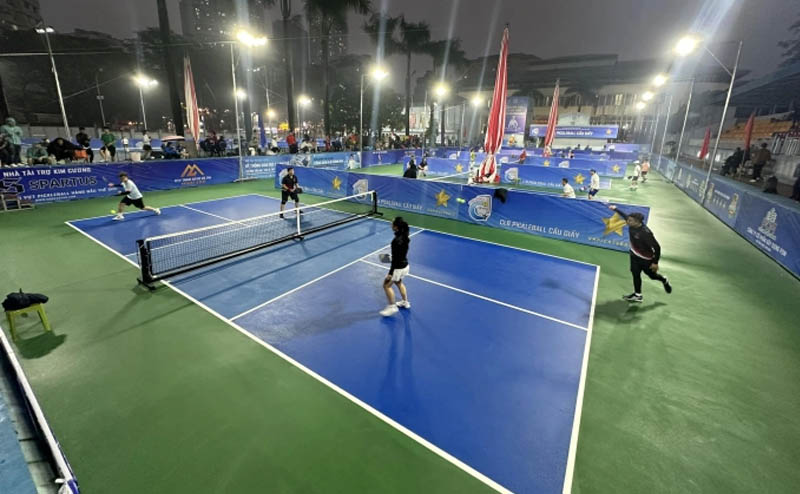 Sân Pickleball đạt chuẩn cần đảm bảo luôn đủ ánh sáng