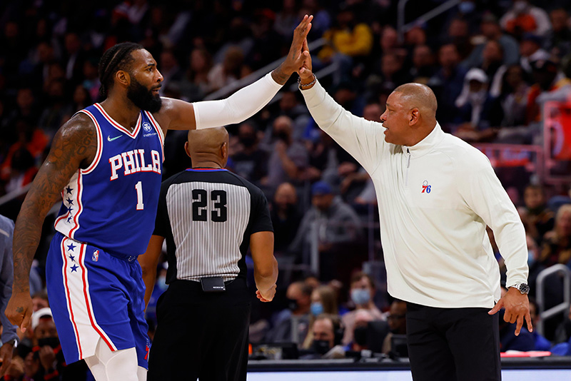 Top 8 huấn luyện viên bóng rổ nổi tiếng hàng đầu thế giới 4 Huấn luyện viên bóng rổ Doc Rivers