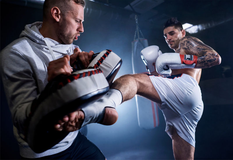 Luyện tập kỹ thuật đá trong Dutch Kickboxing