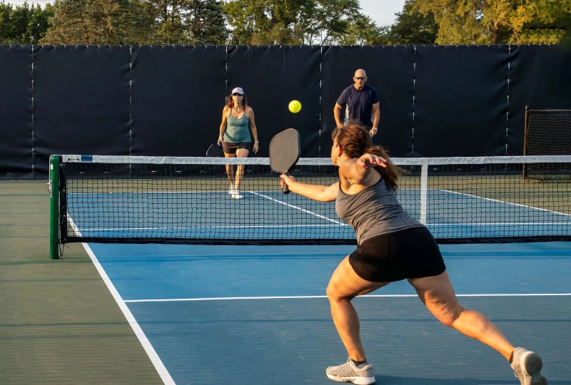 Cách thực hiện kỹ thuật Erne trong pickleball hiệu quả nhất 2 Thực hiện kỹ thuật Erne trong pickleball