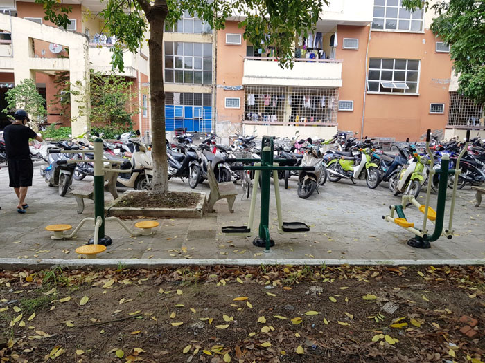 lap dat dung cu the thao ngoai troi 1