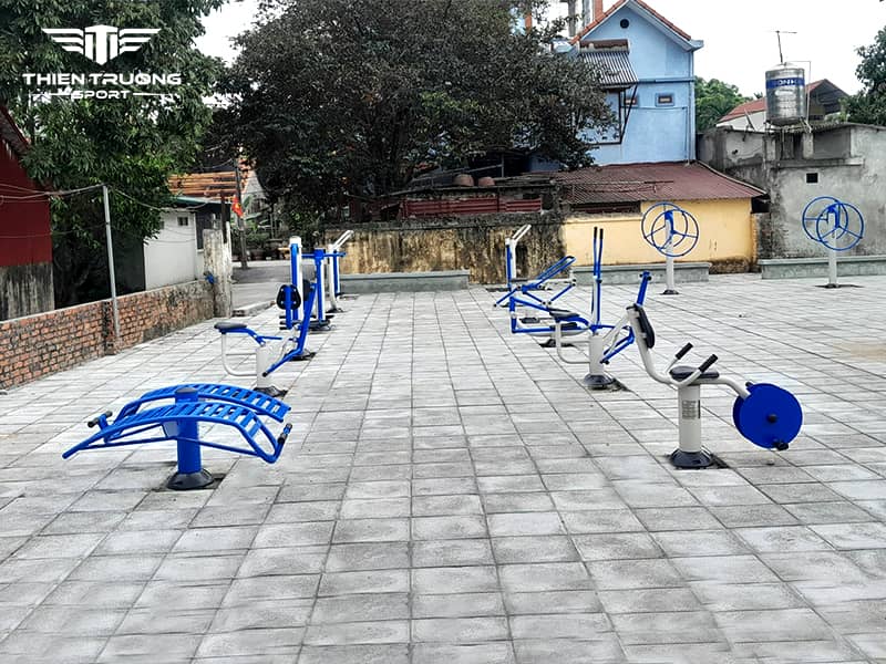 Dự án lắp đặt thiết bị thể thao ngoài trời tại thị xã Sơn Tây 9 lap dat thiet bi the thao ngoai troi tai son tay 7