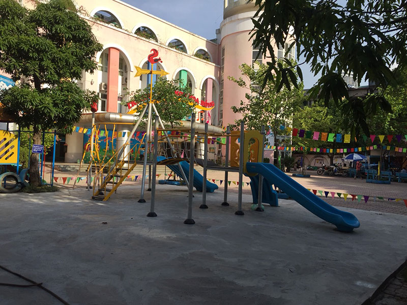 Lắp đặt thiết bị vận động cho 3 trường mầm non quận Cầu Giấy 3 lap dat thiet bi van dong tai cau giay 2