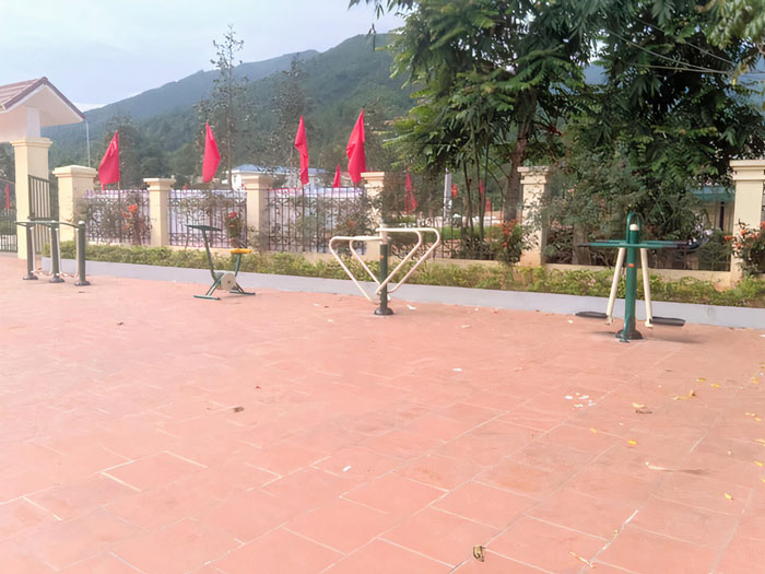Lắp thiết bị thể thao ngoài trời tại NVH xã Đồng Văn, Bình Liêu, Quảng Ninh 3 lap thiet bi the thao ngoai troi