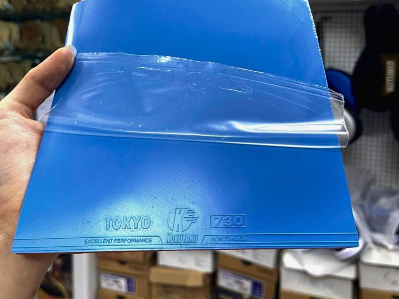 Top 5 các mặt vợt bàn bóng bàn tốt nhất hiện nay 9 Mặt vợt bóng bàn Kokutaku lót xanh