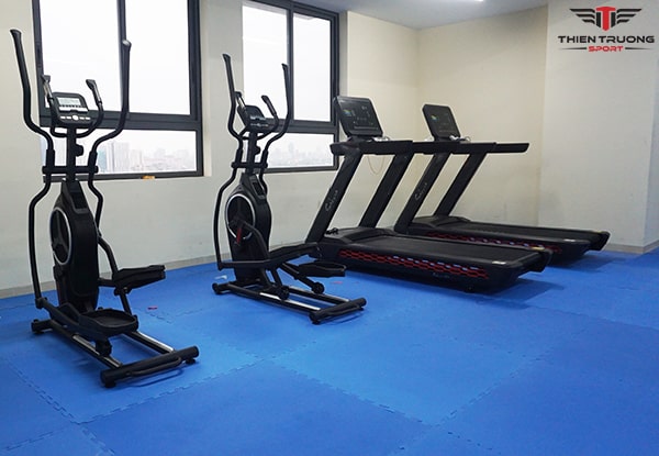 Máy chạy bộ phòng Gym Sakura V8