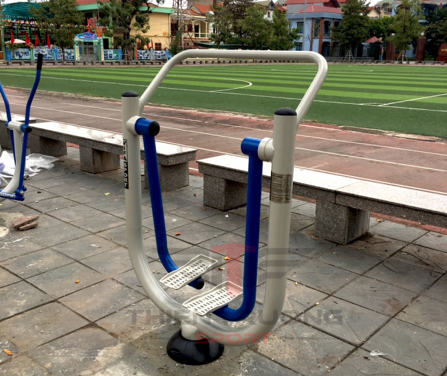 Máy đi bộ trên không VIFA711411