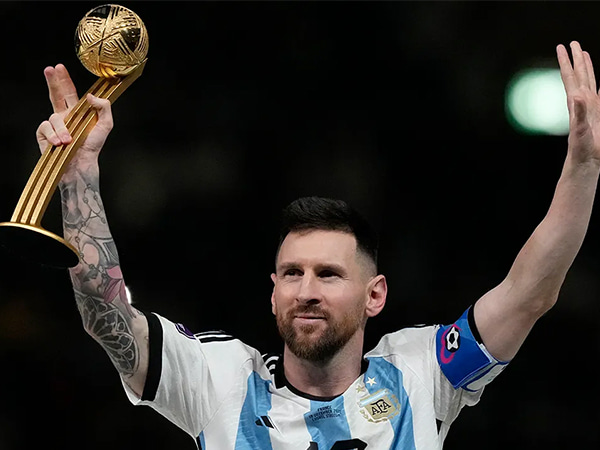 cầu thủ Messi bao nhiêu tuổi